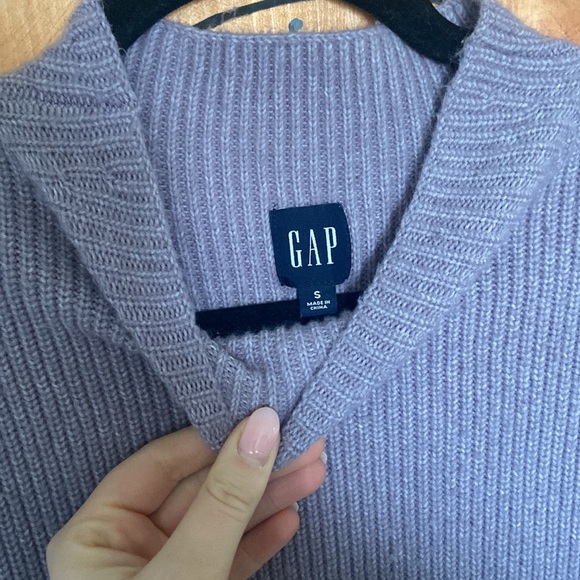 Mock neck GAP Sweater - Picture 4 of 7